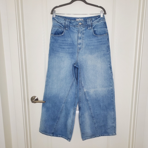 Free People We The Free Good Vibes Dropped Blue Mid Rise Slouchy Wide Leg Jeans - Picture 3 of 10